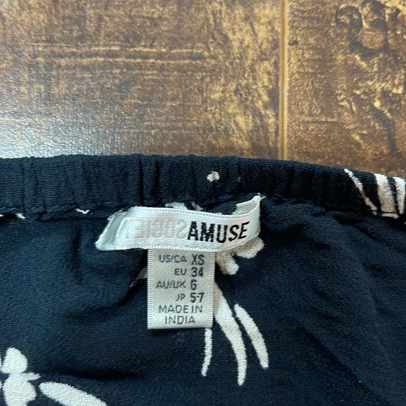 Black chiffon crop Top with Tie at front size XS - Picture 5 of 5